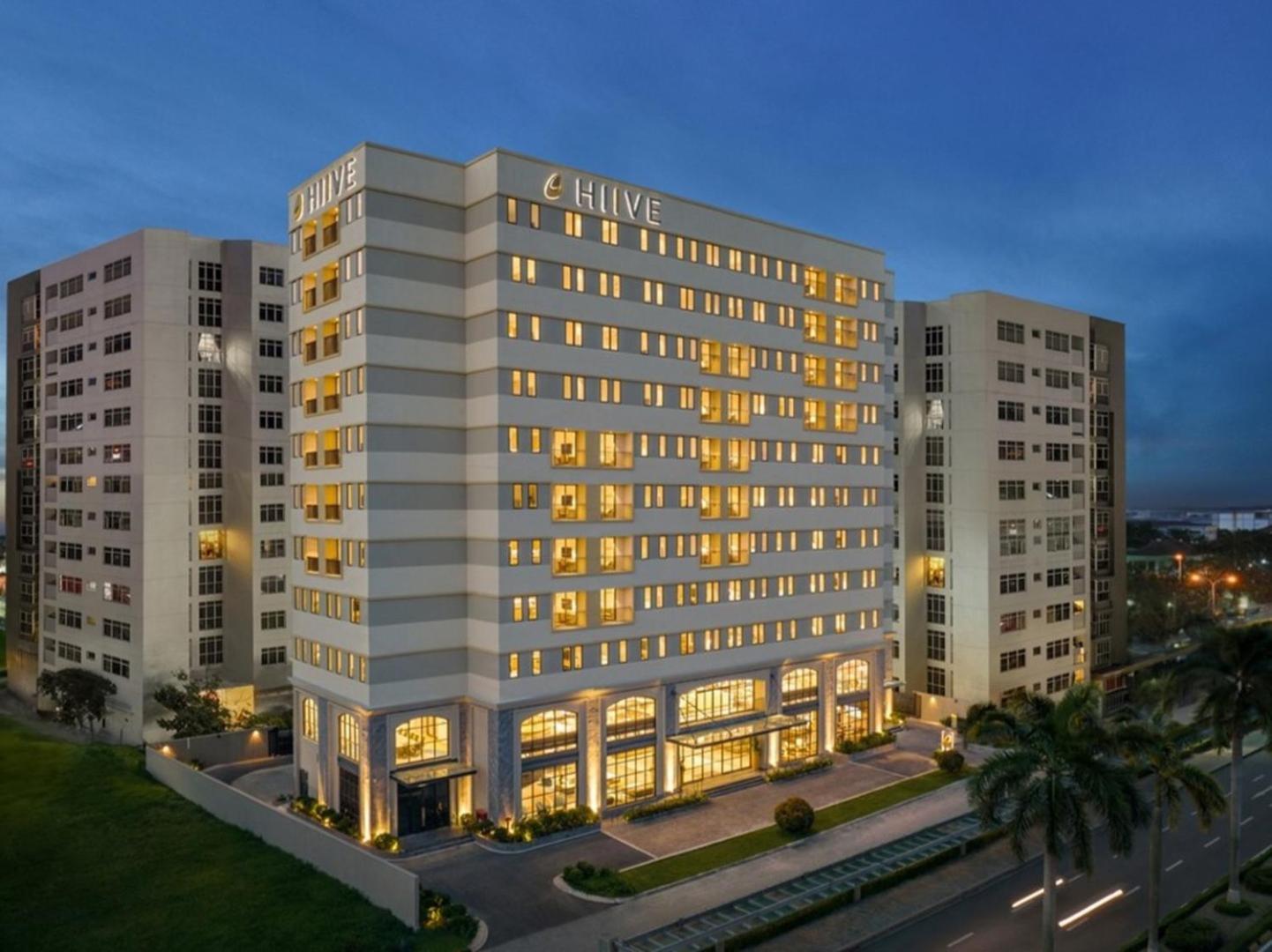 Hiive By Fusion Binh Duong - Vsip 1 Hotel Thuan An Bagian luar foto